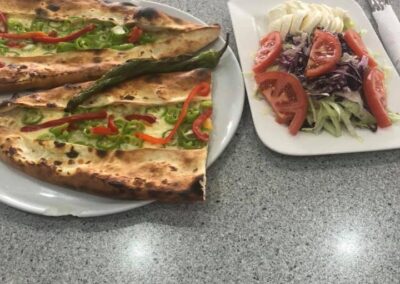 Galeriebilder mit Chef und Speisen